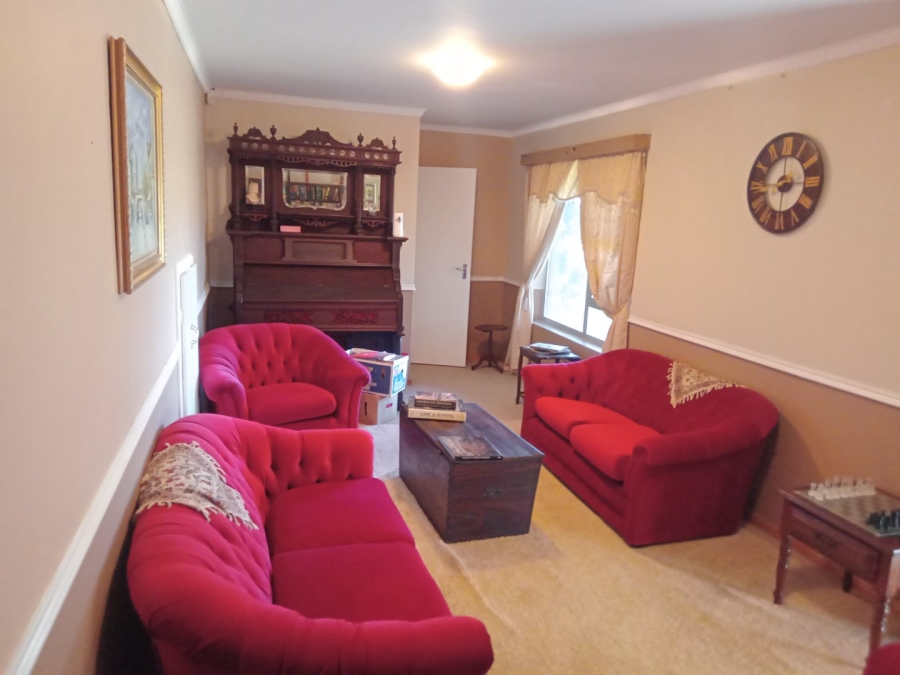 4 Bedroom Property for Sale in Noorsekloof Eastern Cape